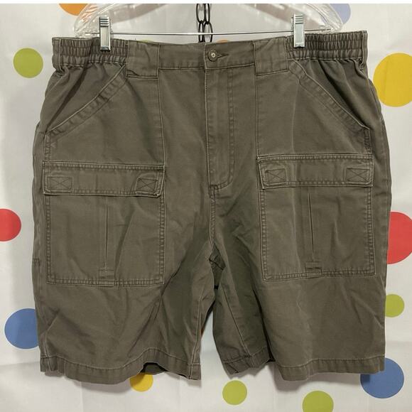 Cabela’s Men’s Outdoors Cargo Hiking Shorts Size 40 Green - Picture 10 of 11